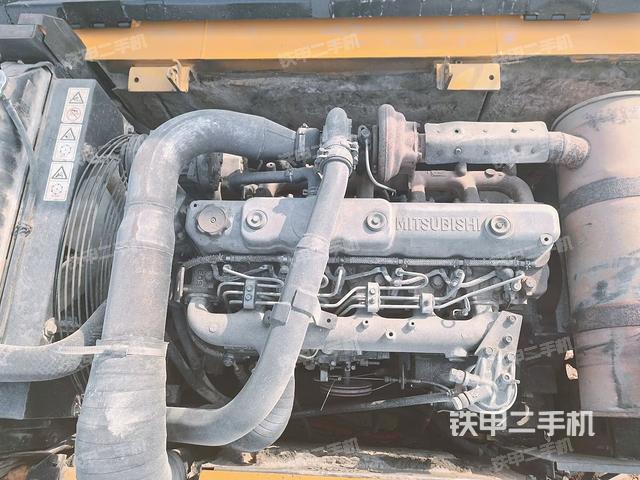 發(fā)動機整體俯視(整機外觀) 發(fā)動機整體俯視(整機外觀)