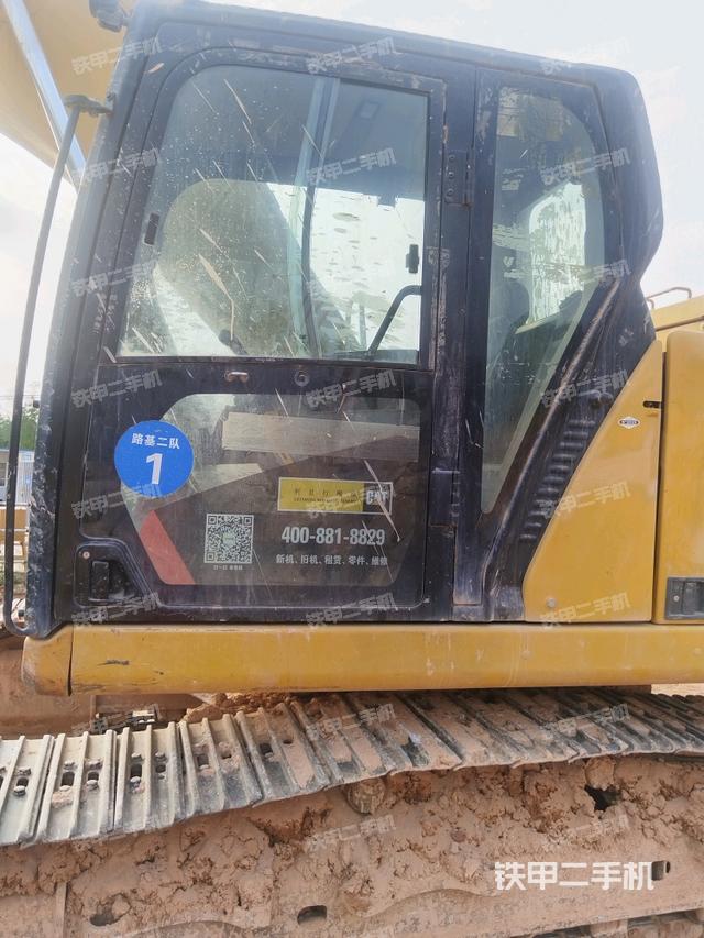 駕駛室正側(cè)（駕駛室部分）