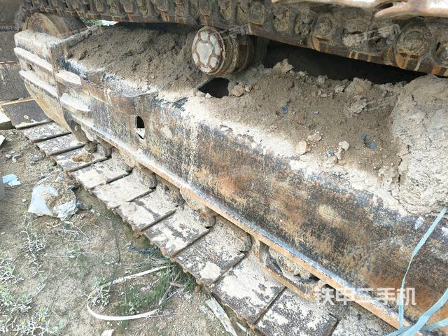 左驅(qū)動(dòng)輪(行走機(jī)構(gòu)) 左驅(qū)動(dòng)輪(行走機(jī)構(gòu))