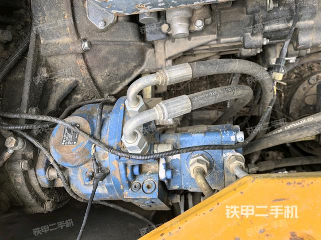 液壓泵室(大件艙室) 液壓泵室(大件艙室)