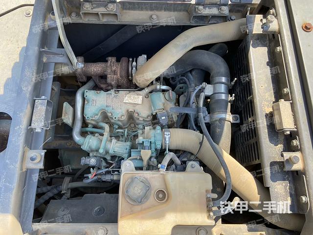 發(fā)動(dòng)機(jī)整體俯視(整機(jī)外觀) 發(fā)動(dòng)機(jī)整體俯視(整機(jī)外觀)