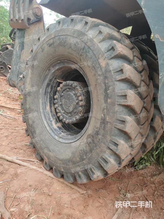 单侧履带整体（整机外观）