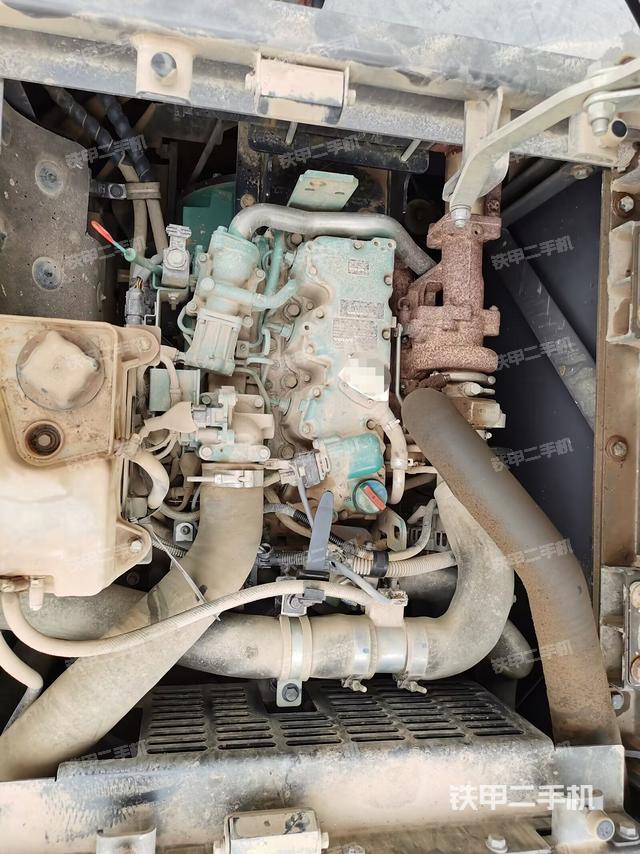 發(fā)動(dòng)機(jī)整體俯視(整機(jī)外觀) 發(fā)動(dòng)機(jī)整體俯視(整機(jī)外觀)