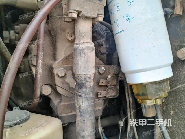 液壓泵斜45?左（大件艙室）