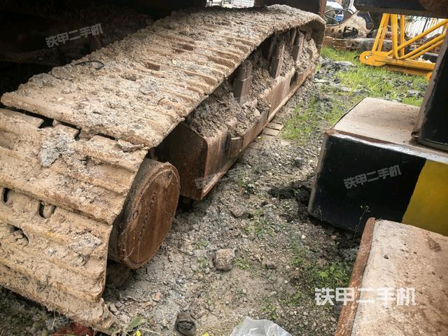 左側(cè)履帶整體?（行走機(jī)構(gòu)）