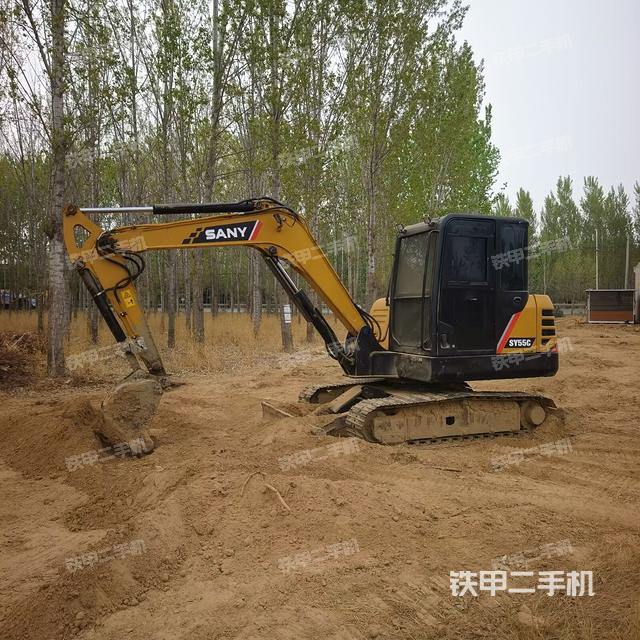 駕駛室整體（整機(jī)外觀）