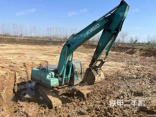 整機(jī)右后45°(整機(jī)外觀) 整機(jī)右后45°(整機(jī)外觀)