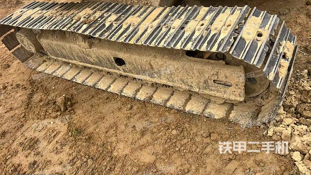 單側履帶整體(整機外觀) 單側履帶整體(整機外觀)