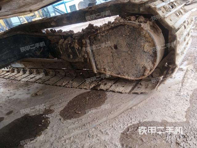 右側(cè)行走馬達(dá)蓋板(行走機(jī)構(gòu)) 右側(cè)行走馬達(dá)蓋板(行走機(jī)構(gòu))