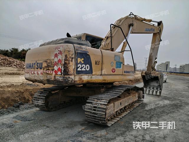 右后45(整機(jī)外觀) 右后45(整機(jī)外觀)
