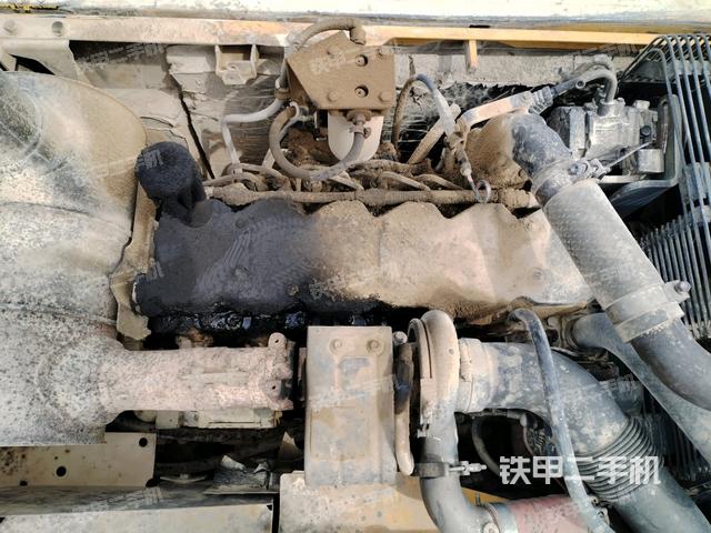 氣門室蓋螺絲特寫(上車部件) 氣門室蓋螺絲特寫(上車部件)