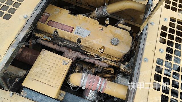 發(fā)動(dòng)機(jī)整體俯視(整機(jī)外觀) 發(fā)動(dòng)機(jī)整體俯視(整機(jī)外觀)
