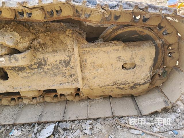 左側履帶整體?（行走機構）