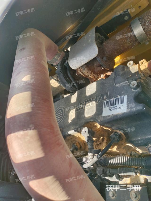 氣門室蓋螺絲特寫（上車部件）