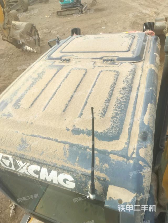 駕駛室頂部（整機(jī)外觀）