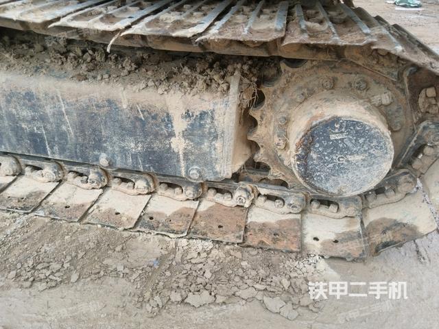 左驅(qū)動(dòng)輪(行走機(jī)構(gòu)) 左驅(qū)動(dòng)輪(行走機(jī)構(gòu))