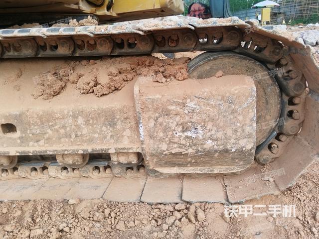 左導(dǎo)向輪（行走機(jī)構(gòu)）