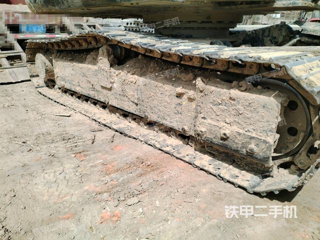 右側履帶整體?（行走機構）