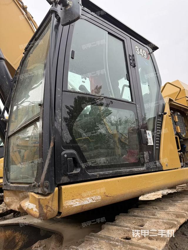 駕駛室整體（整機(jī)外觀）