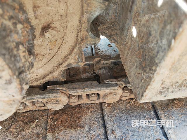 单侧履带整体（整机外观）