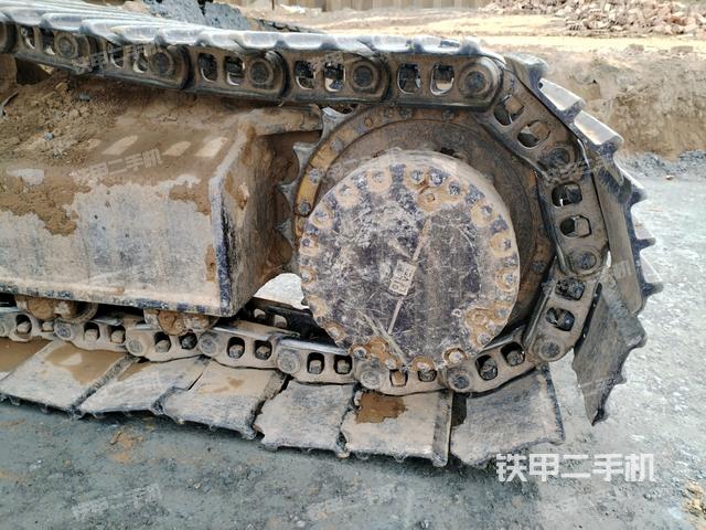 右驅(qū)動(dòng)輪(行走機(jī)構(gòu)) 右驅(qū)動(dòng)輪(行走機(jī)構(gòu))