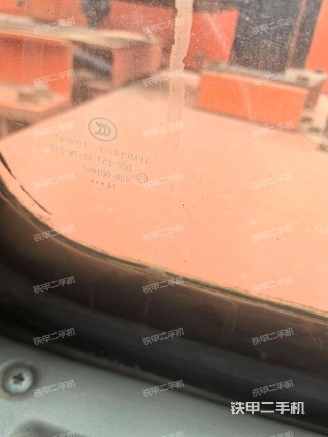 后窗玻璃角標(biāo)（駕駛室部分）