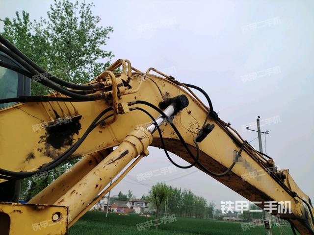 大臂整體?右側(cè)（工作和回轉(zhuǎn)裝置）