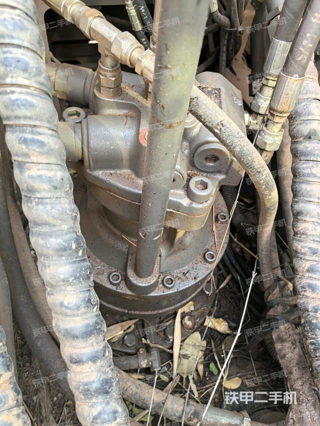 回轉(zhuǎn)馬達(dá)（上車(chē)部件）