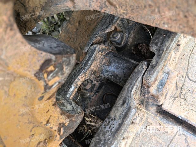 右驅(qū)動(dòng)輪（行走機(jī)構(gòu)）