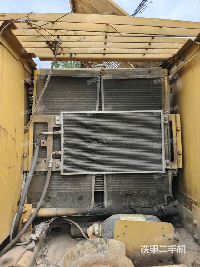 散熱器正面（大件艙室）