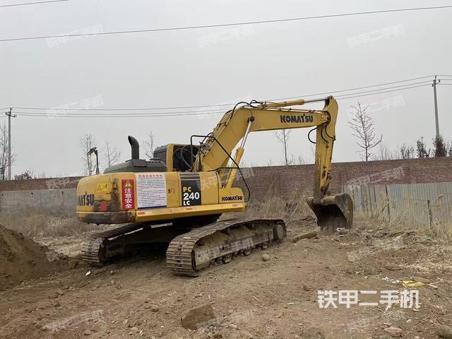 整機(jī)右后45°(整機(jī)外觀) 整機(jī)右后45°(整機(jī)外觀)