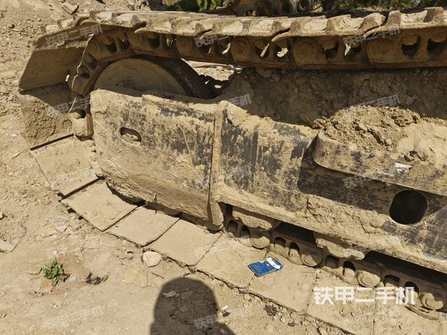 左側行走馬達蓋板（行走機構）