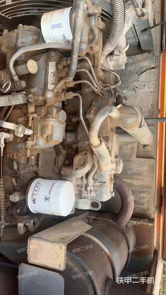 發(fā)動(dòng)機(jī)整體俯視(整機(jī)外觀) 發(fā)動(dòng)機(jī)整體俯視(整機(jī)外觀)