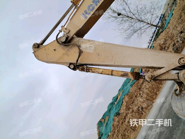 小臂整體左后(工作和回轉(zhuǎn)裝置) 小臂整體左后(工作和回轉(zhuǎn)裝置)
