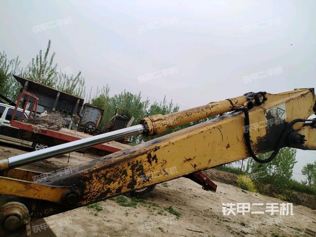 小臂整體左后（工作和回轉(zhuǎn)裝置）