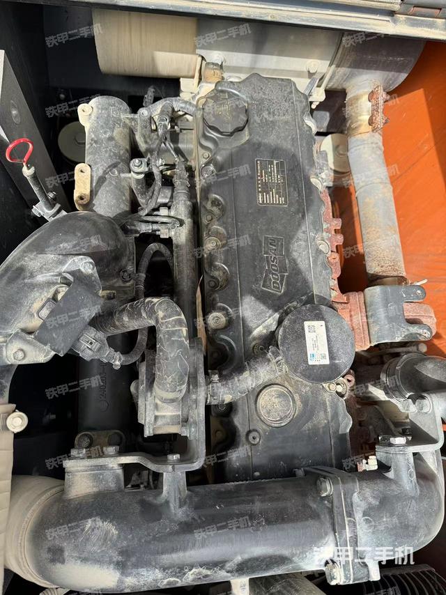 发动机整体俯视（整机外观）