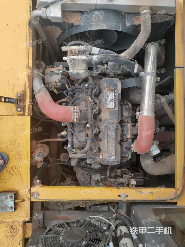 发动机整体俯视（整机外观）