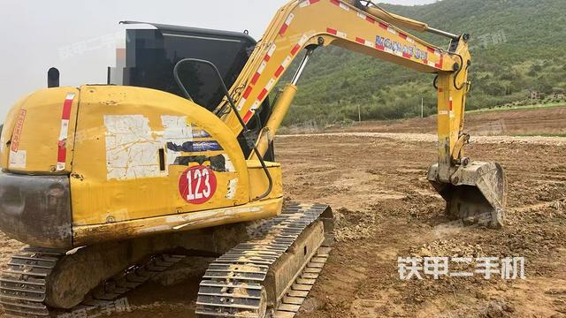 整機右后45°(整機外觀) 整機右后45°(整機外觀)