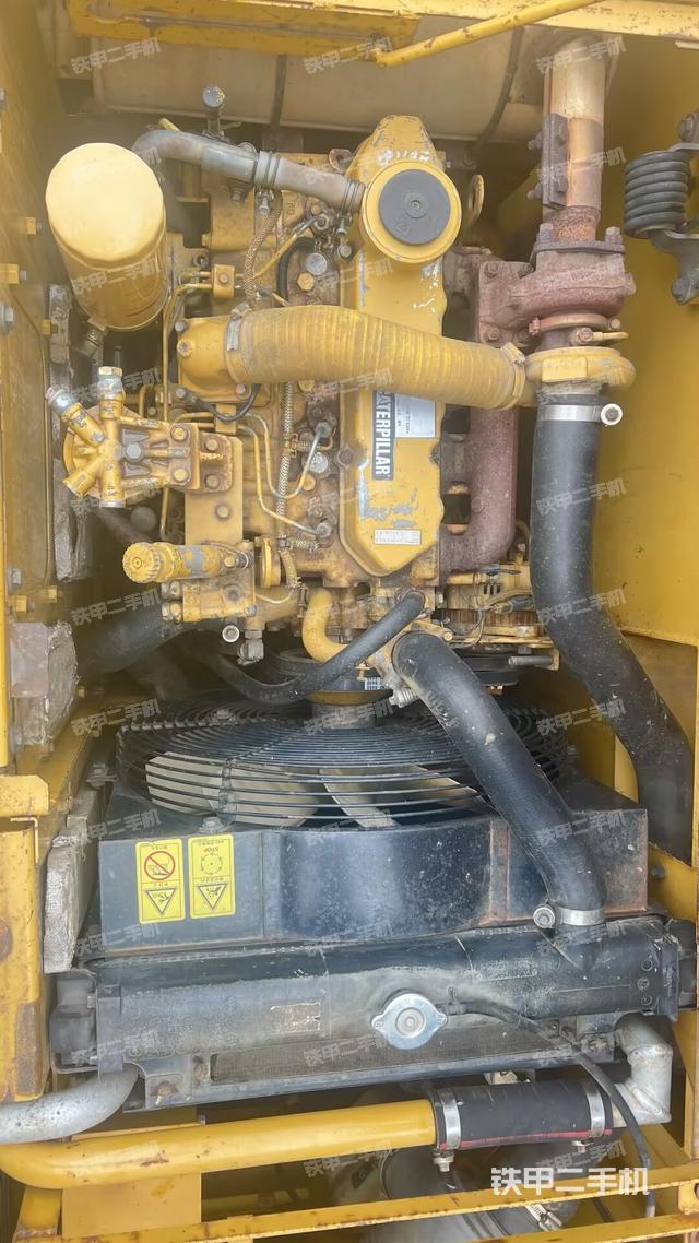 发动机整体俯视（整机外观）