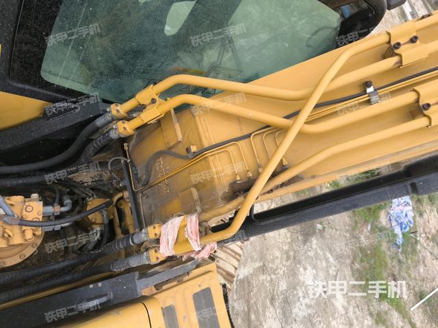 大臂油缸整體?豎拍(工作和回轉(zhuǎn)裝置) 大臂油缸整體?豎拍(工作和回轉(zhuǎn)裝置)