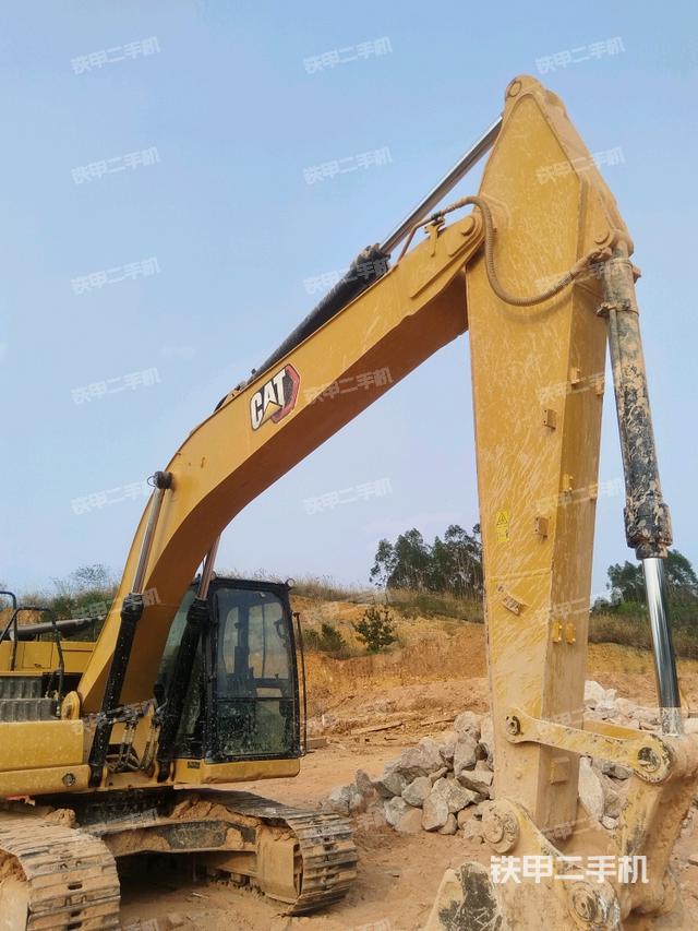 小臂整體左后（工作和回轉(zhuǎn)裝置）