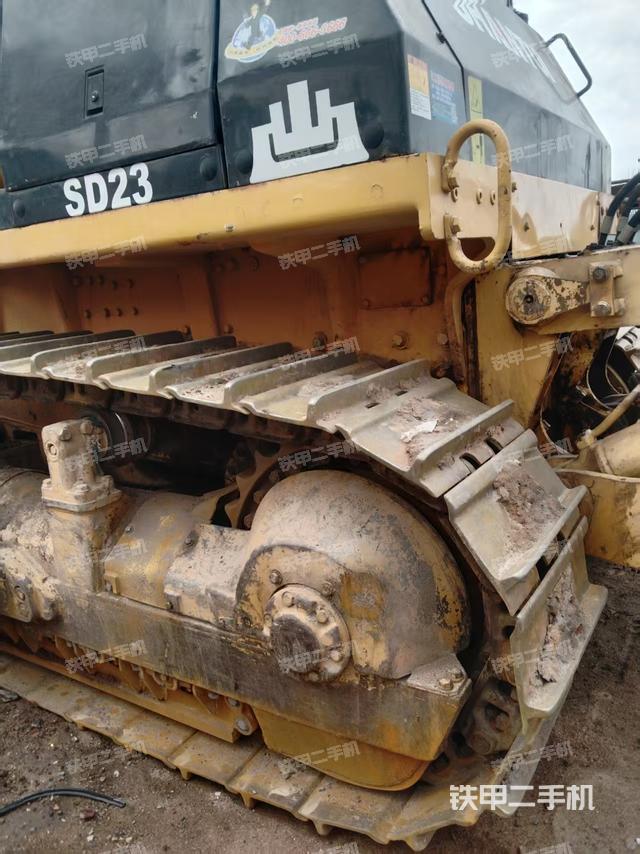 整機(jī)左側(cè)（設(shè)備外觀及核心部件）