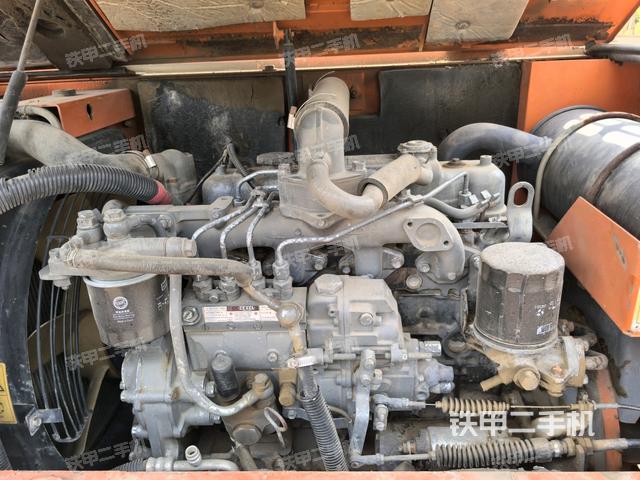 發(fā)動機(jī)整體俯視(整機(jī)外觀) 發(fā)動機(jī)整體俯視(整機(jī)外觀)