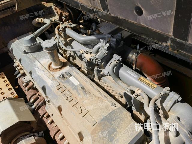 氣門室蓋螺絲特寫（上車部件）