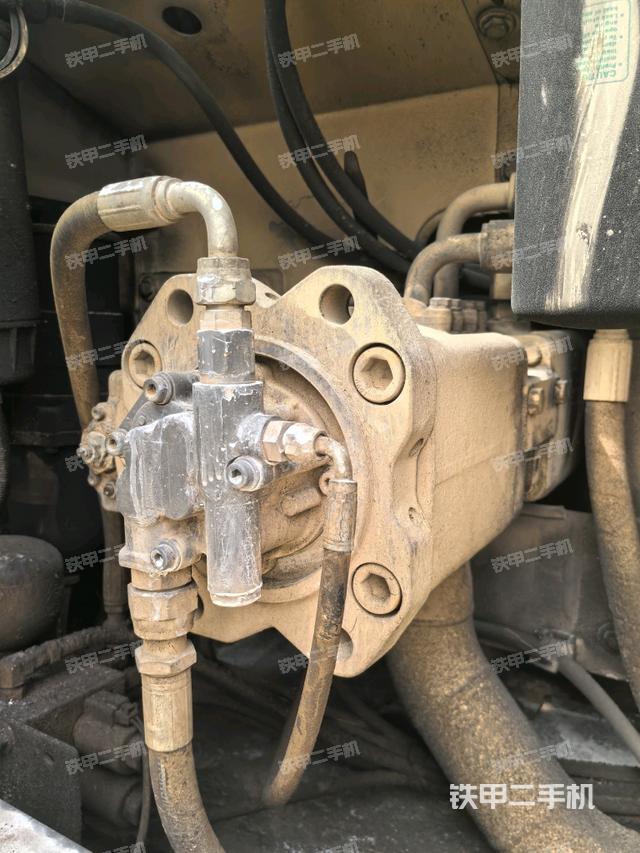 液壓泵室（大件艙室）