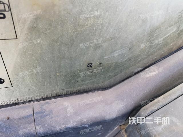 后窗玻璃角標(biāo)（駕駛室部分）