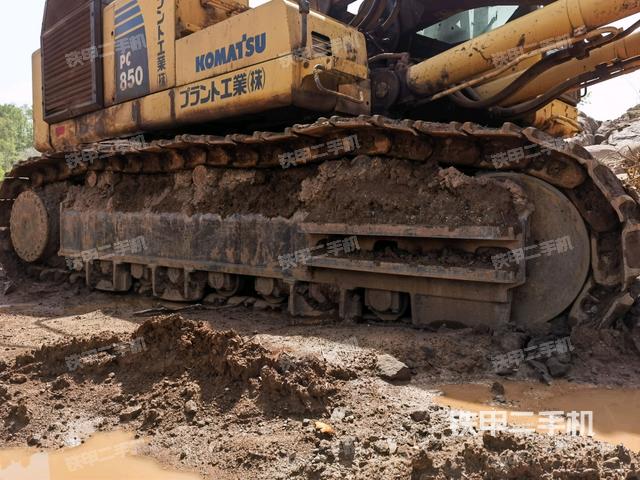 左側(cè)履帶整體?（行走機(jī)構(gòu)）