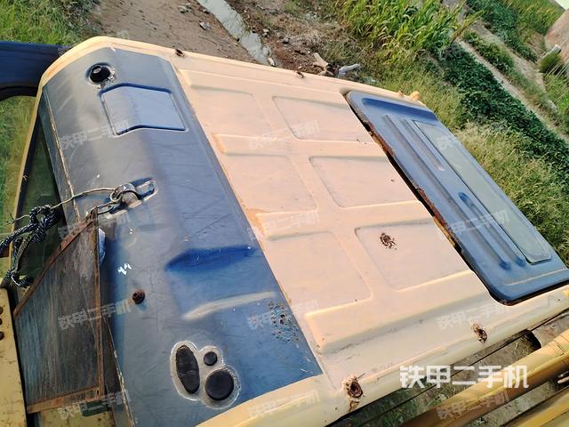 驾驶室顶部俯视（上车部件）