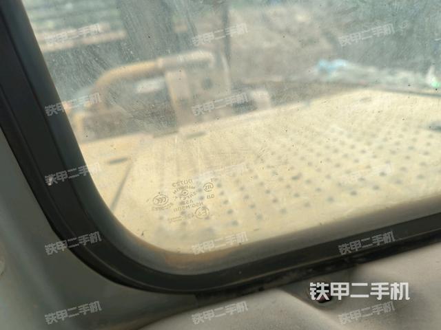 后窗玻璃角標(biāo)(駕駛室部分) 后窗玻璃角標(biāo)(駕駛室部分)
