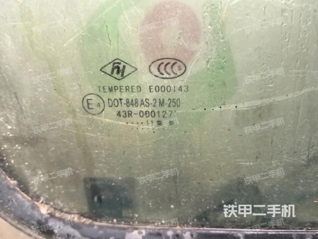 后窗玻璃角標(biāo)(駕駛室部分) 后窗玻璃角標(biāo)(駕駛室部分)